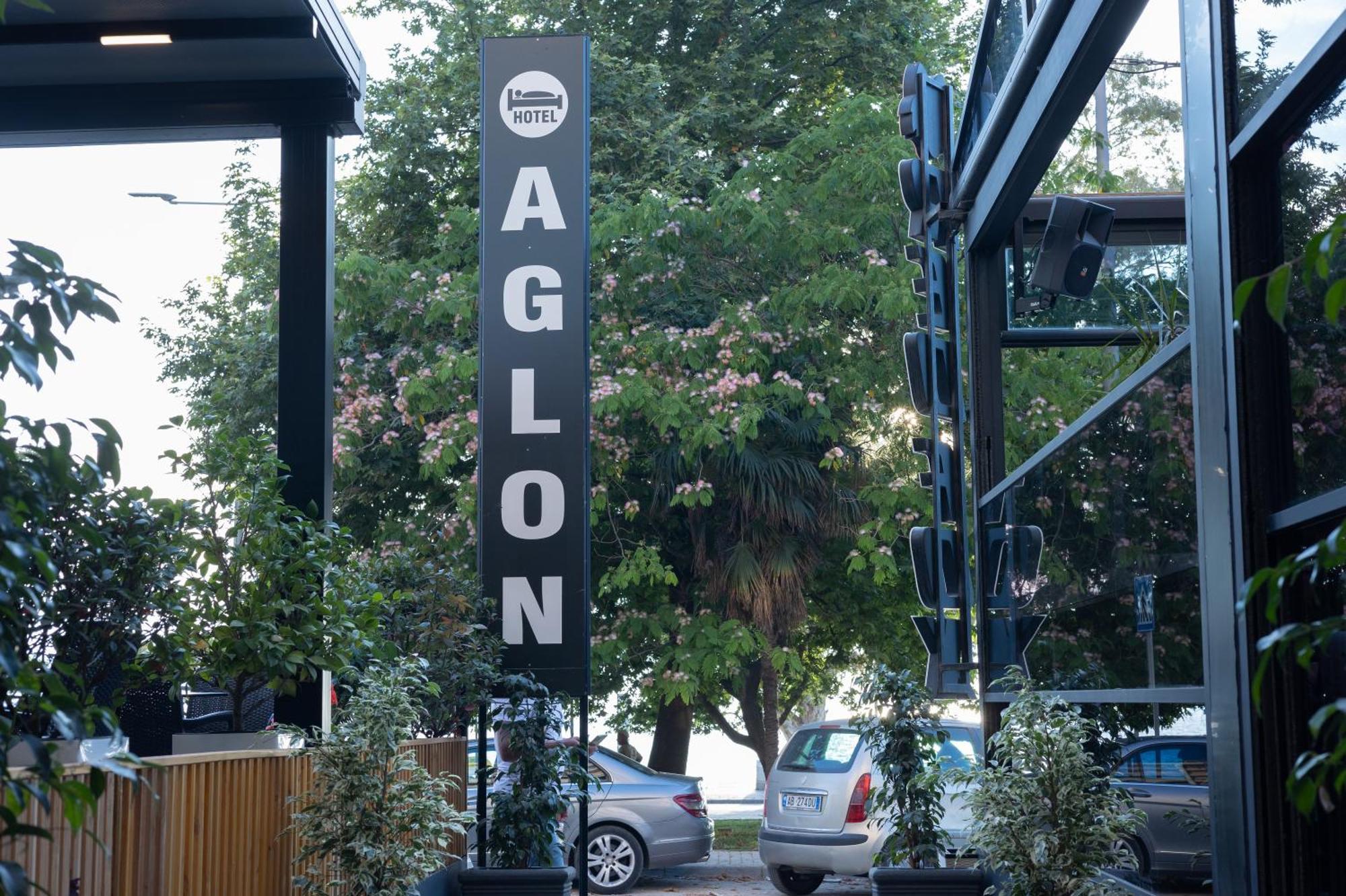 Aglon Twin'S Hotel Vlore Ngoại thất bức ảnh